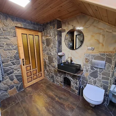 Zacisze Pod Halami *